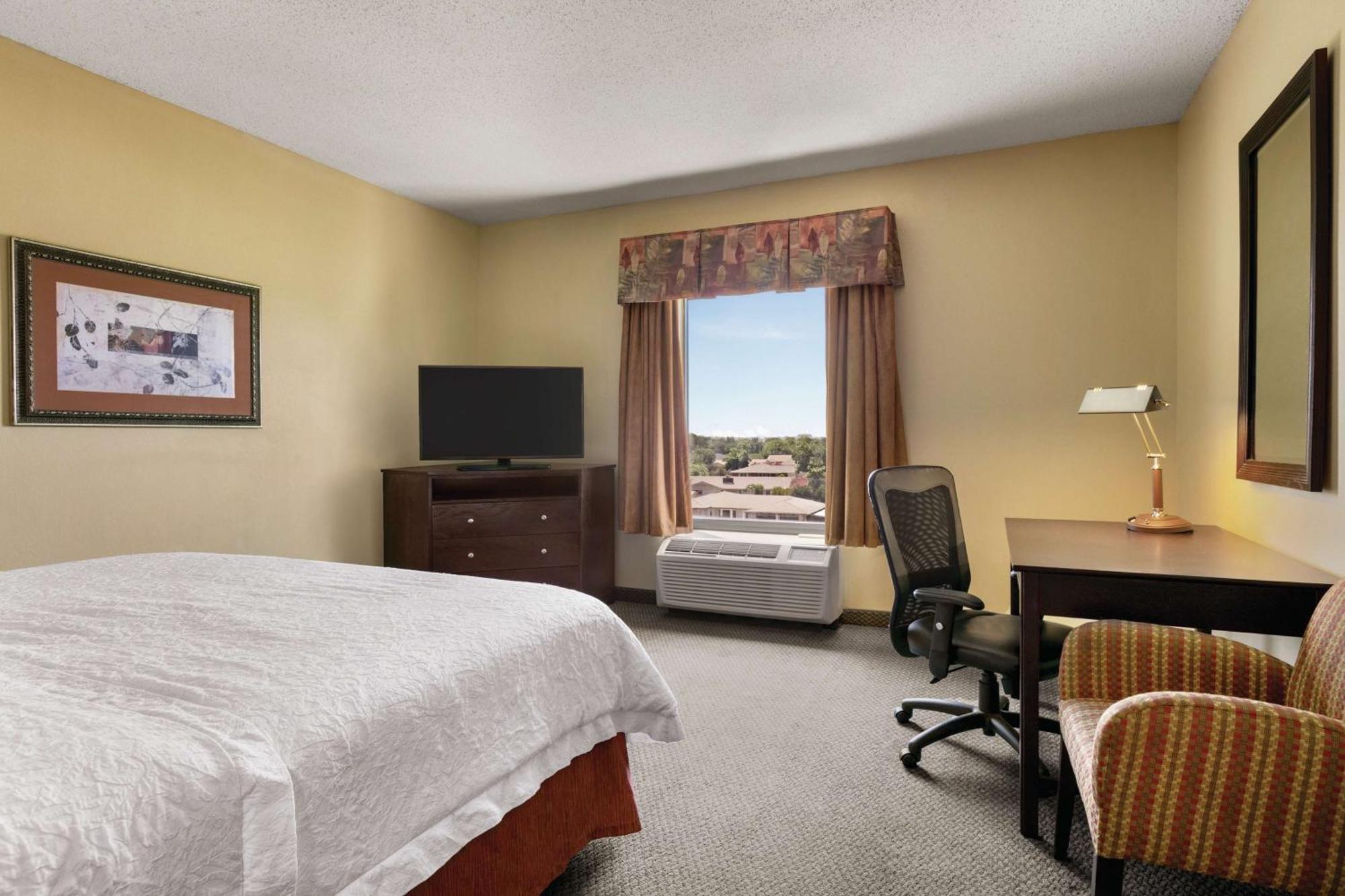 Hampton Inn & Suites Lawton Exterior foto